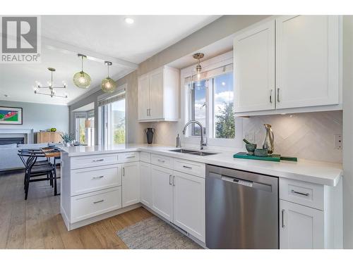 3531 Gates Road, West Kelowna, BC - Indoor Photo Showing Kitchen With Double Sink With Upgraded Kitchen