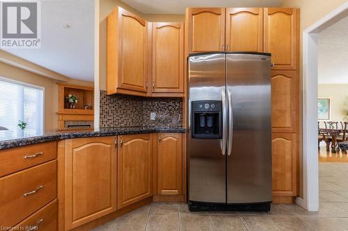 229 Gatestone Drive, Hamilton, ON - Indoor Photo Showing Kitchen