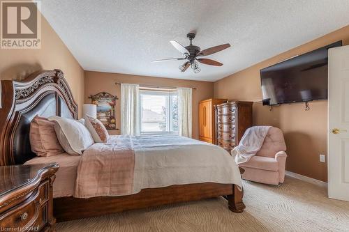 229 Gatestone Drive, Hamilton, ON - Indoor Photo Showing Bedroom