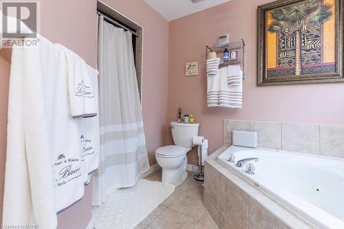 229 Gatestone Drive, Hamilton, ON - Indoor Photo Showing Bathroom