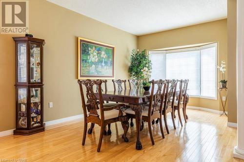 229 Gatestone Drive, Hamilton, ON - Indoor Photo Showing Dining Room