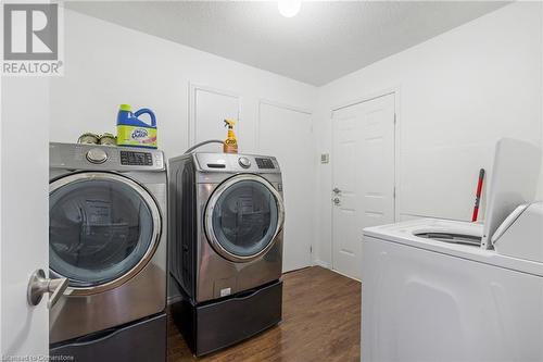 3385 Binbrook Road, Binbrook, ON - Indoor Photo Showing Laundry Room