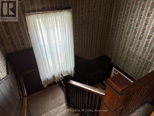 14 James Street, Strathroy-Caradoc (Nw), ON - Indoor Photo Showing Other Room