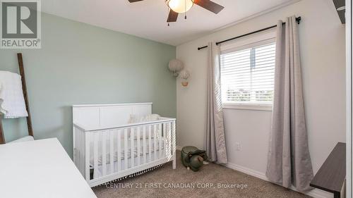 18 Leesboro Trail, Thames Centre (Thorndale), ON - Indoor Photo Showing Bedroom