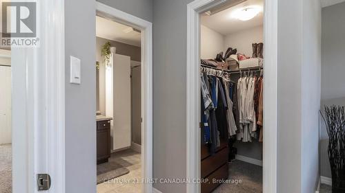 18 Leesboro Trail, Thames Centre (Thorndale), ON - Indoor