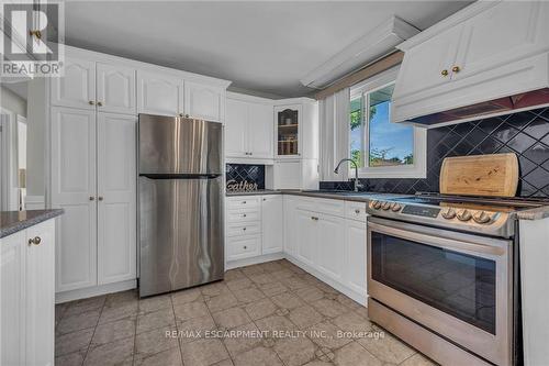 14 Par Place, Hamilton (Gershome), ON - Indoor Photo Showing Kitchen