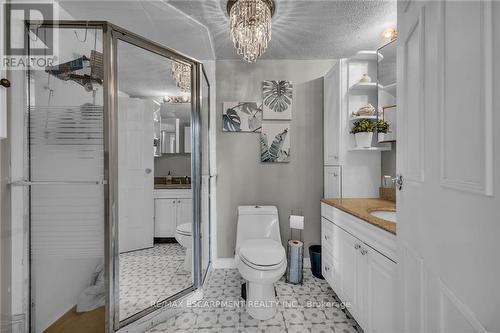 14 Par Place, Hamilton (Gershome), ON - Indoor Photo Showing Bathroom