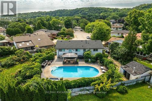 14 Par Place, Hamilton (Gershome), ON - Outdoor With In Ground Pool