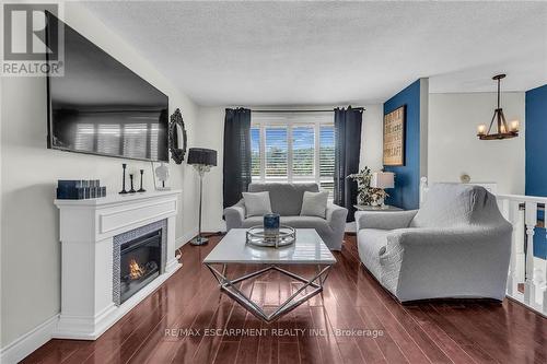 14 Par Place, Hamilton (Gershome), ON - Indoor Photo Showing Living Room With Fireplace