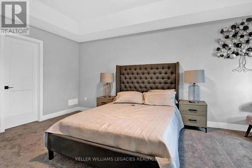 16-3557 Colonel Talbot Rd Road, London, ON - Indoor Photo Showing Bedroom