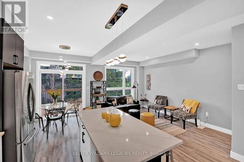 16-3557 Colonel Talbot Rd Road, London, ON - Indoor Photo Showing Dining Room