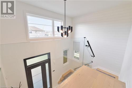 6 Cristallina Drive, Thorold, ON - Indoor Photo Showing Other Room