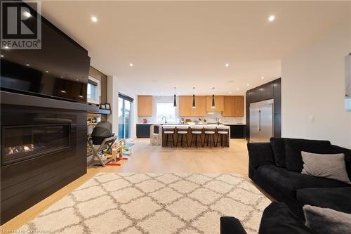 6 Cristallina Drive, Thorold, ON - Indoor Photo Showing Living Room With Fireplace