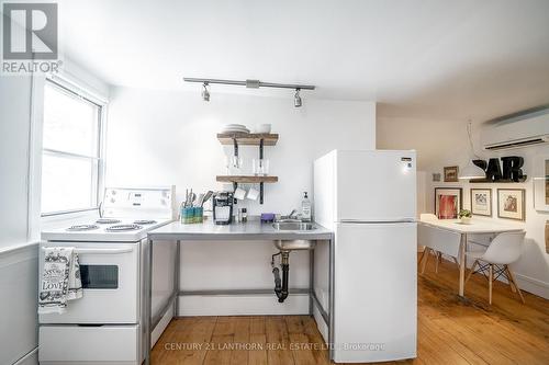 68 Mary Street, Prince Edward County (Picton), ON - Indoor Photo Showing Kitchen