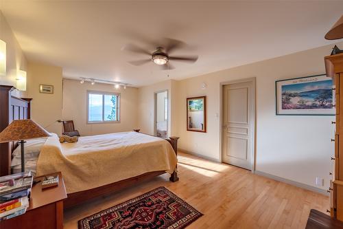 409 Patten Road, Oliver, BC - Indoor Photo Showing Bedroom