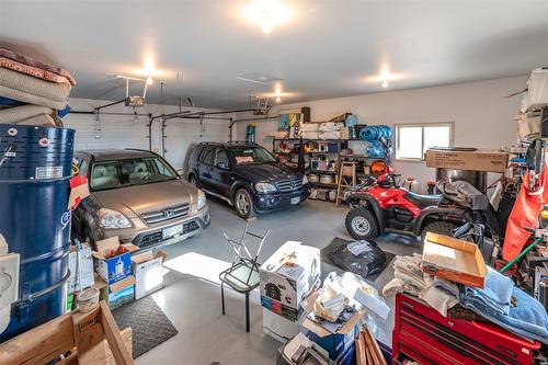 409 Patten Road, Oliver, BC - Indoor Photo Showing Garage