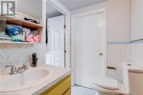 85 Lower Horning Road, Hamilton, ON - Indoor Photo Showing Bathroom