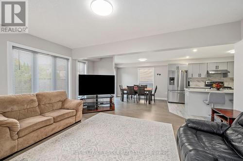 Family Room - 952 Whetherfield Street, London, ON - Indoor Photo Showing Living Room