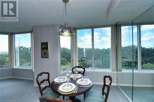 180 Limeridge Road W Unit# 602, Hamilton, ON - Indoor Photo Showing Dining Room