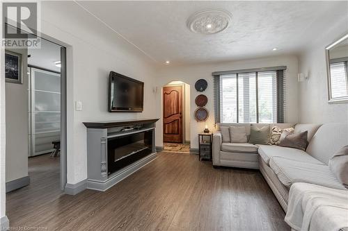 1041 Plains View Avenue, Burlington, ON - Indoor Photo Showing Living Room With Fireplace