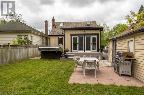 1041 Plains View Avenue, Burlington, ON - Outdoor With Deck Patio Veranda