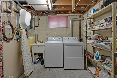 290 Upper Paradise Road, Hamilton, ON - Indoor Photo Showing Laundry Room