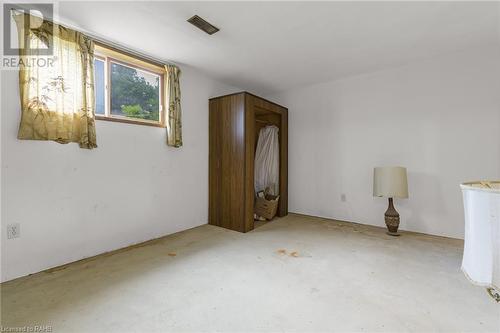 79 Hanover Place, Hamilton, ON - Indoor Photo Showing Other Room