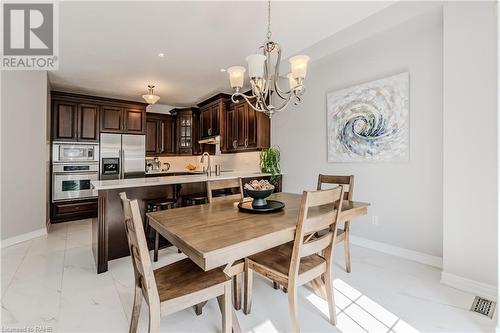 60 Springbreeze Heights, Hamilton, ON - Indoor Photo Showing Dining Room