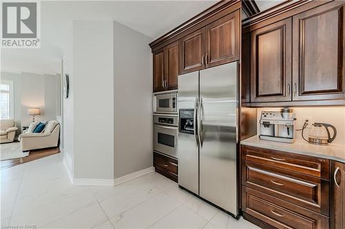 60 Springbreeze Heights, Hamilton, ON - Indoor Photo Showing Kitchen With Stainless Steel Kitchen