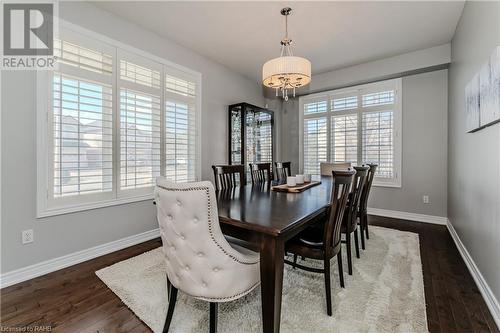 60 Springbreeze Heights, Hamilton, ON - Indoor Photo Showing Dining Room