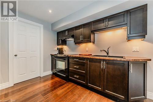 60 Springbreeze Heights, Hamilton, ON - Indoor Photo Showing Kitchen With Double Sink