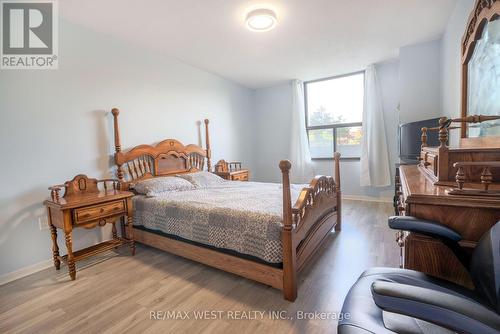 212 - 75 Emmett Avenue, Toronto (Mount Dennis), ON - Indoor Photo Showing Bedroom