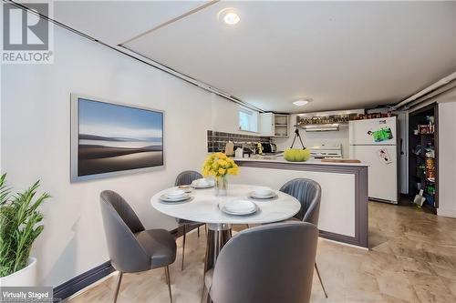 187 Grenfell Street, Hamilton, ON - Indoor Photo Showing Dining Room