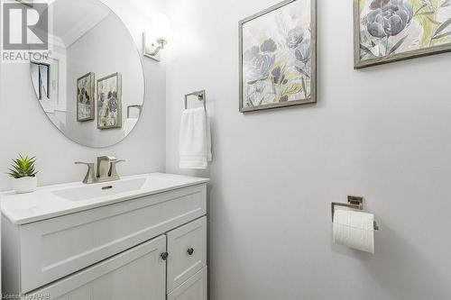 2438 Malcolm Crescent, Burlington, ON - Indoor Photo Showing Bathroom