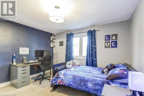 2438 Malcolm Crescent, Burlington, ON - Indoor Photo Showing Bedroom