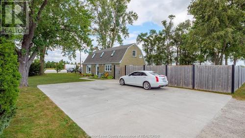 2070 Ferriss Road, Essex, ON - Outdoor