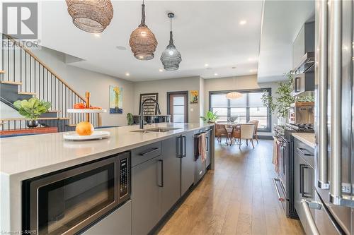 46 Jarvis Street, Brantford, ON - Indoor Photo Showing Kitchen With Double Sink With Upgraded Kitchen