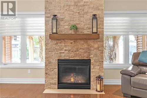 32 Mccollum Road, Stoney Creek, ON - Indoor Photo Showing Living Room With Fireplace