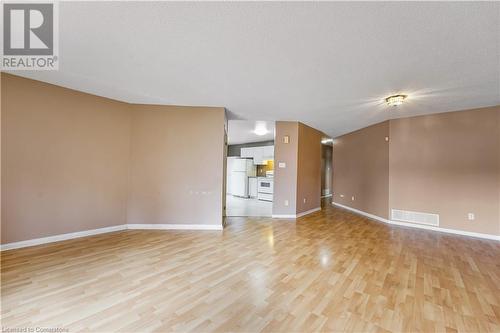 2 Mapleton Avenue, Barrie, ON - Indoor Photo Showing Other Room