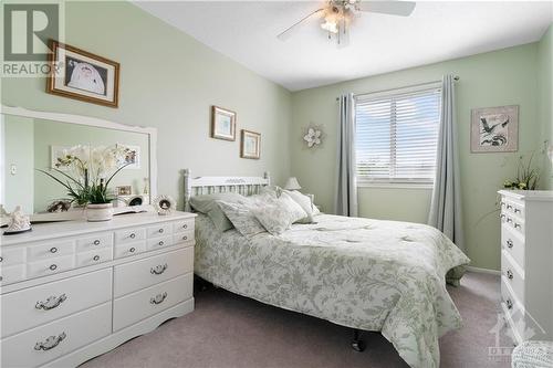 78 Hummingbird Crescent, Ottawa, ON - Indoor Photo Showing Bedroom