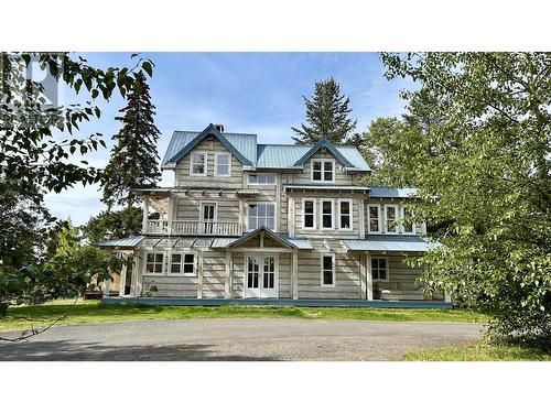 4802 Hamilton Road, Lac La Hache, BC - Outdoor With Facade