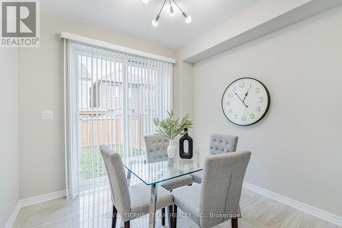 21 Kilmarnock Crescent, Whitby, ON - Indoor Photo Showing Dining Room