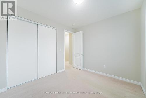 21 Kilmarnock Crescent, Whitby, ON - Indoor Photo Showing Other Room