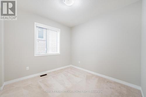 21 Kilmarnock Crescent, Whitby, ON - Indoor Photo Showing Other Room