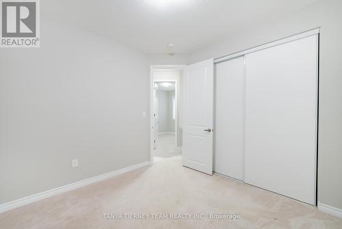 21 Kilmarnock Crescent, Whitby, ON - Indoor Photo Showing Other Room