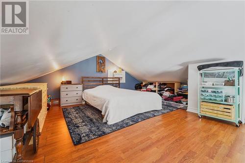 1007 Dunsmure Road, Hamilton, ON - Indoor Photo Showing Bedroom