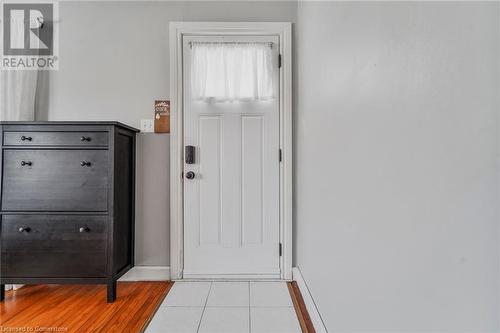 1007 Dunsmure Road, Hamilton, ON - Indoor Photo Showing Other Room