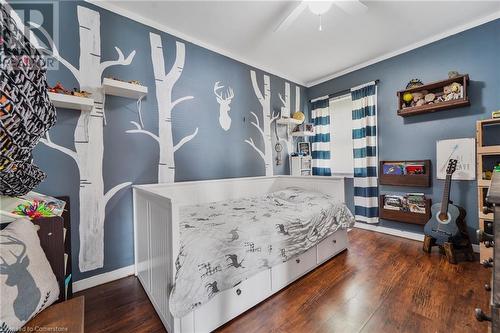 1007 Dunsmure Road, Hamilton, ON - Indoor Photo Showing Bedroom