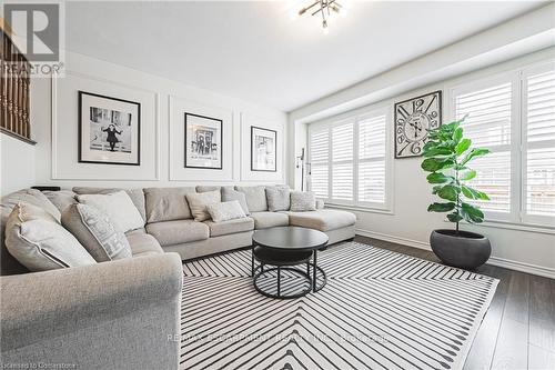 27 Menzies Street, Hamilton (Binbrook), ON - Indoor Photo Showing Living Room