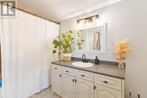 173 Garfield Avenue, London, ON - Indoor Photo Showing Bathroom